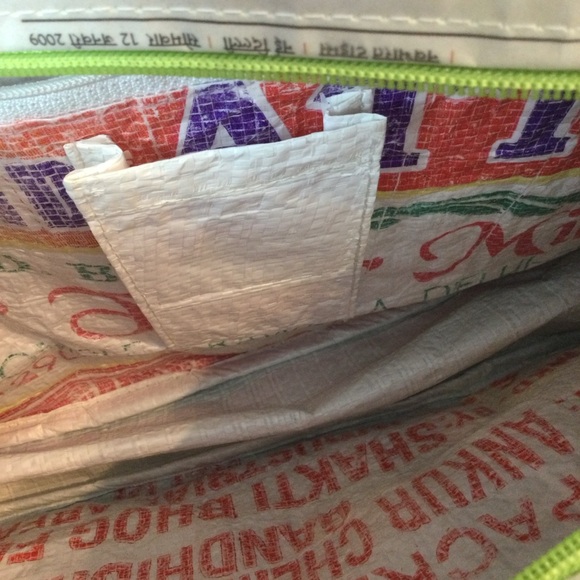 Purple and Black Tote with Structured Design - Picture 5 of 6